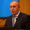 “Aty ku nuk ka meritokraci, nuk ka demokraci” – Bardhok Doda dorëhiqet nga të gjitha postet në PD: “E vërteta nuk ka nevojë për falsifikim!”